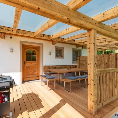 بيت للعطل In Wildkogel Near Slopes, Cleaning Included *