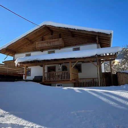 بيت للعطل In Wildkogel Near Slopes, Cleaning Included *